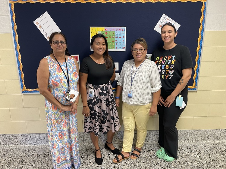 PtPleasantAACPS's tweet photo. Back to School Night was a success! It was a joy to see our students and families. We are ready for Monday! #BelongGrowSucceed #AACPSAwesome https://t.co/7Tyt39a1qo