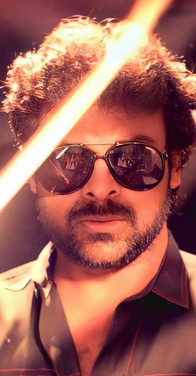 #HBDMegastarChiranjeevi 
చిరంజీవి సినిమా టికెట్ దొరికితే..
అదో Achievement...
చిరంజీవి లా స్టెప్ వేస్తే 
అదో Entertainment..
ఏంట్రా నువ్వేమైనా చిరంజీవి అనుకుంటున్నావా.. 
అని తిట్టించుకున్నా అదో Compliment ❤️
#HBDMegaStar <a href="/KChiruTweets/">Chiranjeevi Konidela</a>