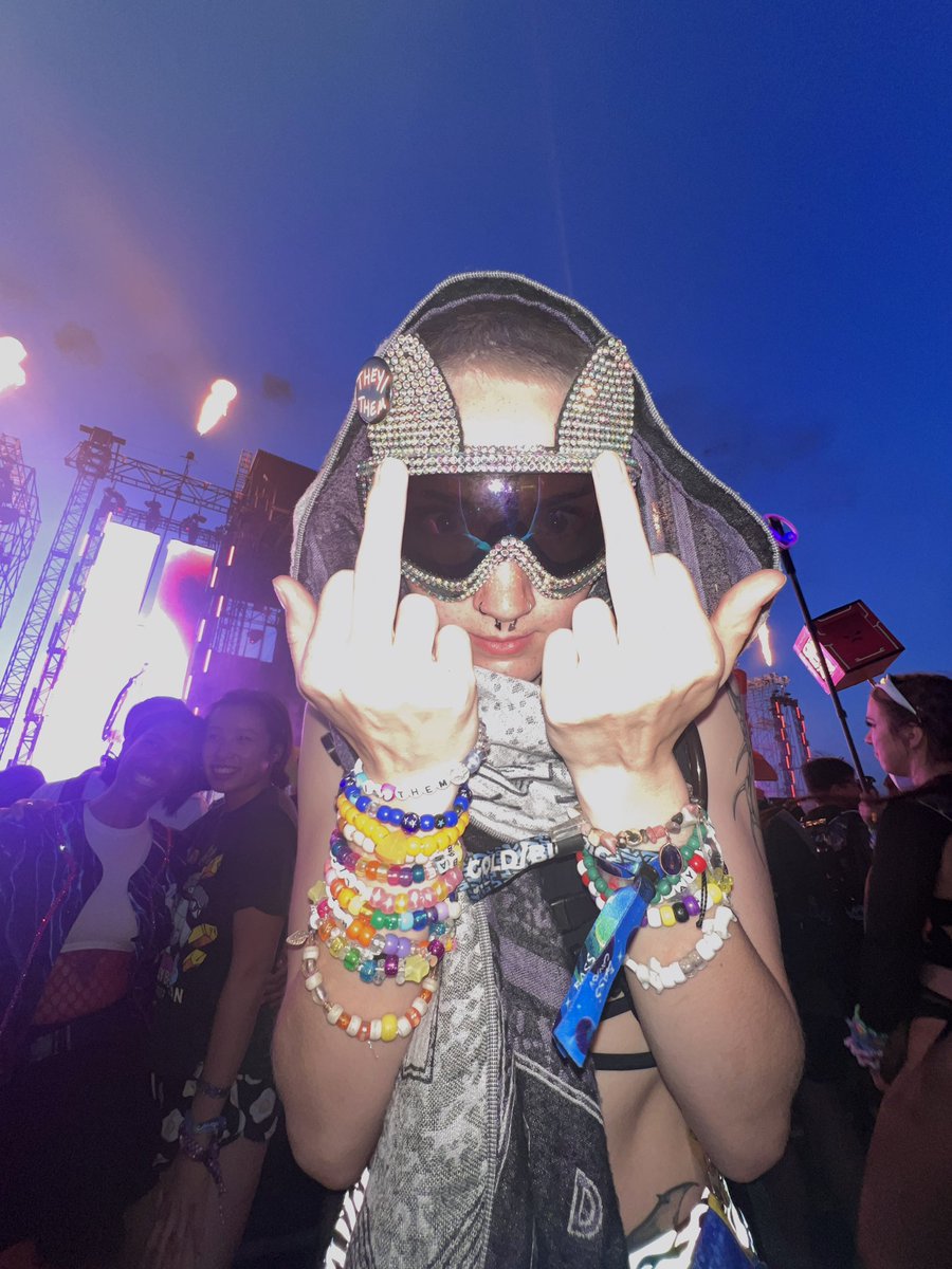 mxwompus's tweet image. bass canyon photos that didn’t make the cut 🥲🥲🥲