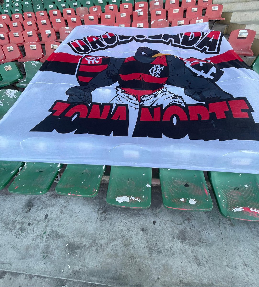 Nós da Urubuzada Zona Norte estivemos presentes em todos os jogos em casa até aqui, tivemos altos e baixos e terminamos o campeonato dependendo de um resultado de outro jogo, mesmo vencendo o segundo colocado do campeonato, não conseguimos prosseguir a campanha no brasileiro.
