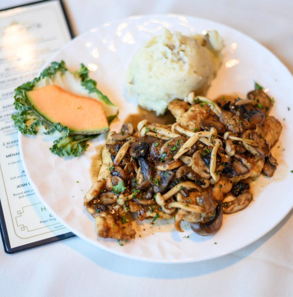BataviaDowns's tweet photo. Fortune's Italian Steakhouse has been named an @OpenTable  #DinersChoice winner! 🎉

A heartfelt thank you to everyone who has dined with us, shared their experiences, and left such wonderful reviews. Your support means everything to us, and we couldn’t have achieved this without you! ❤️🥂