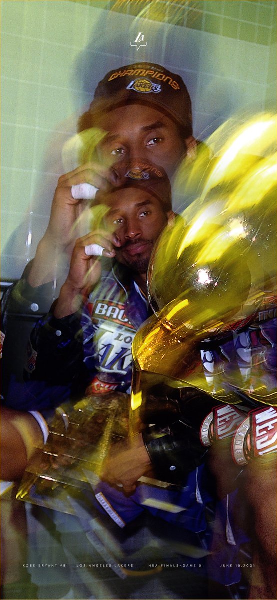 Lakers's tweet image. Mamba on the lock screen 📲