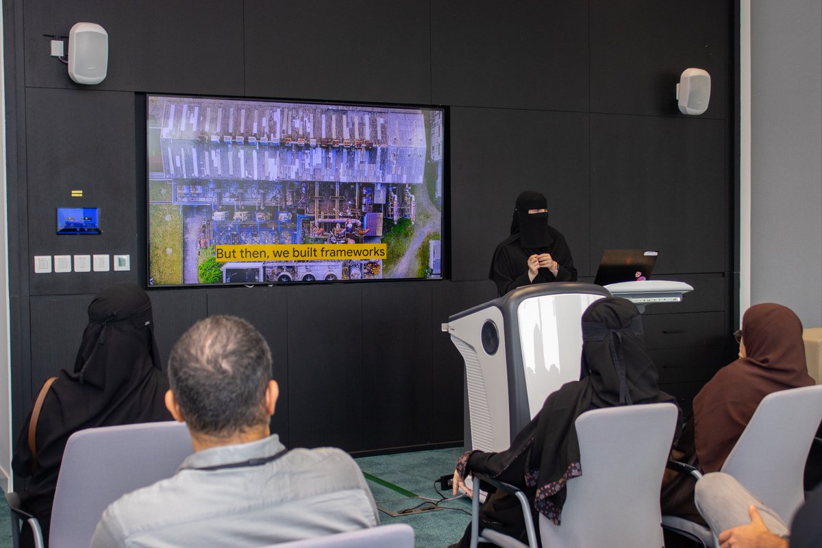 pr_Mais's tweet image. From Google I/O Extended Eastern today &amp;amp; my Genkit talk ✨ this was one of the BEST events we had with a super engaged audience, super grateful for such an amazing day.

@GCDCSaudi @WTMSaudi #GoogleIOExtended