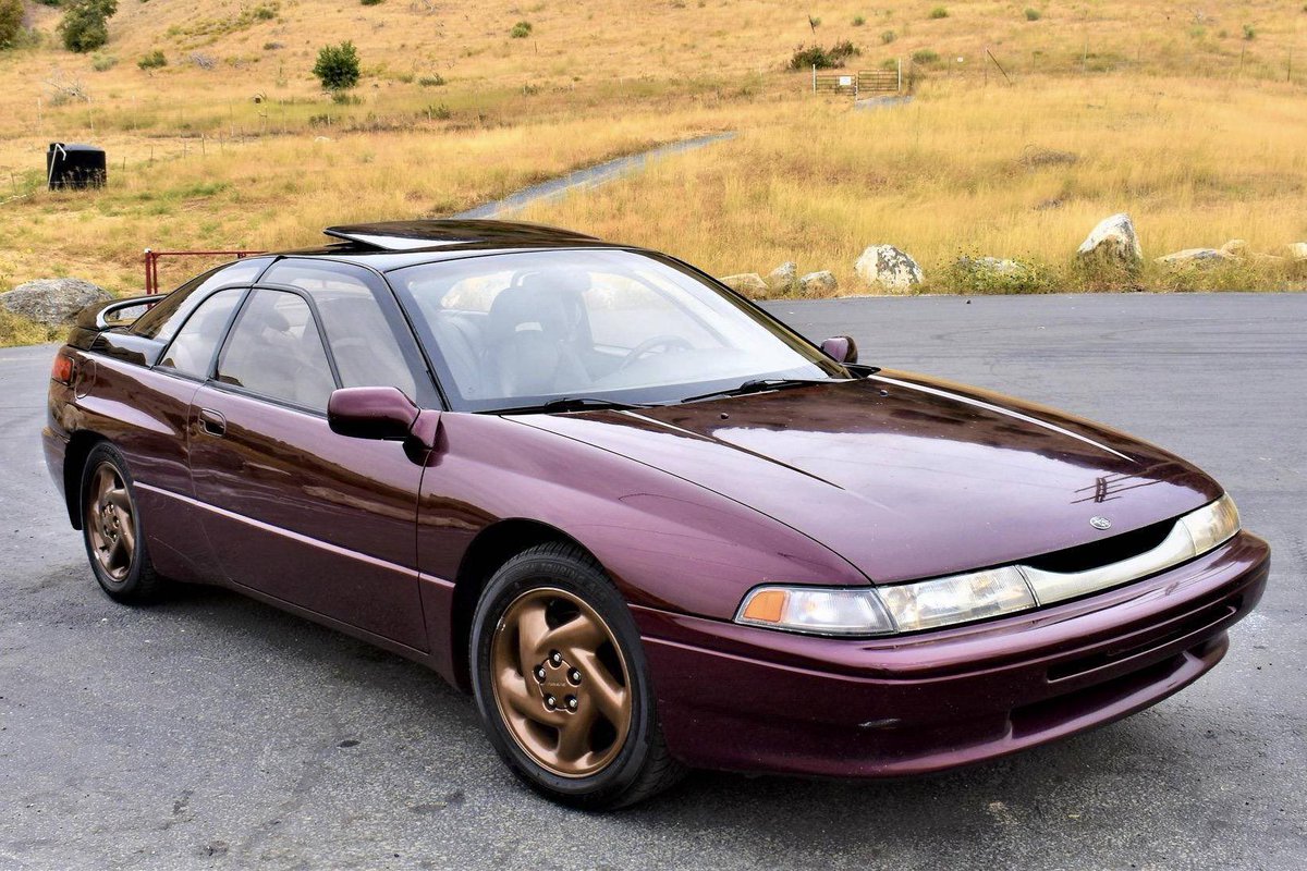 Joe_Hallenbeck's tweet image. Never driven one. Very aware of its issues. 

Doesn’t bother me. I still think the Subaru SVX looks like a space ship and that’s why it’s my #WednesdayWant 

I will own one someday day. 

Just one of those cars I’m glad exists.