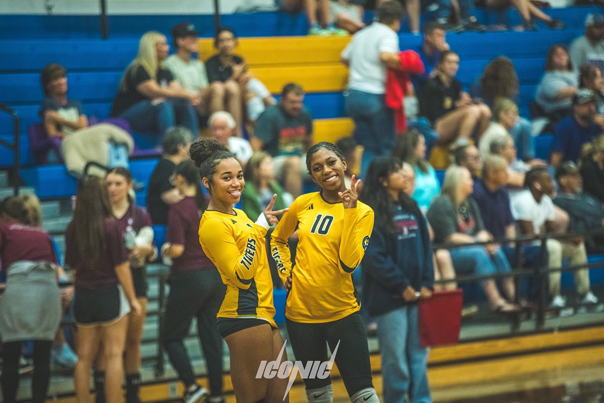 brannon_kk's tweet photo. Sophomore season 🐯
@mp_volleyball @Coach_Cluley @iconicsnow  @Sports_Recruits https://t.co/P73tu1oj4a