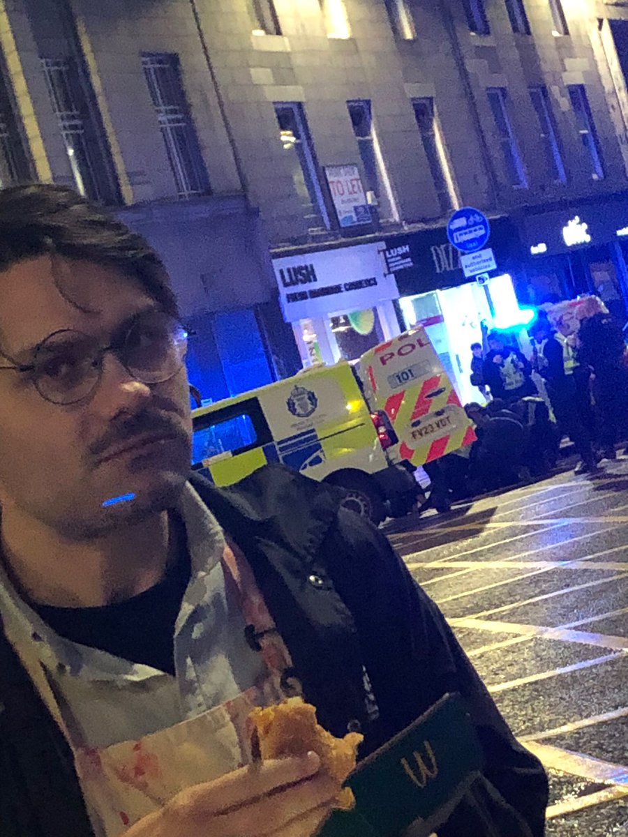 P.W. (pinkerton weezer) tweet media