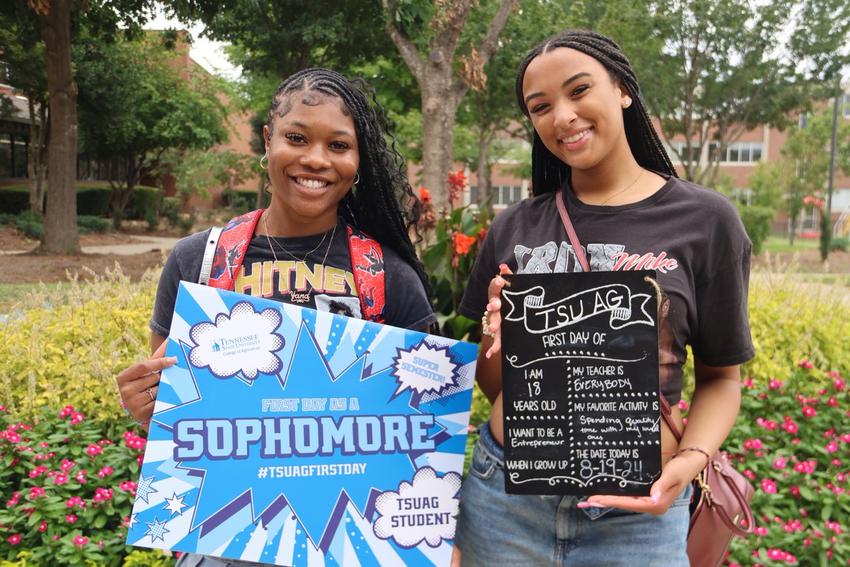 TSUCollegeofAG's tweet photo. π Day 1 Recap: We're off to a strong start this semester as we continue to welcome back our #TSUAg students! Bright smiles and even brighter futures ahead. Let's make this year unforgettable! πͺπ #NewBeginnings #AgStrong #TSUPride https://t.co/rW36Wg7ATT