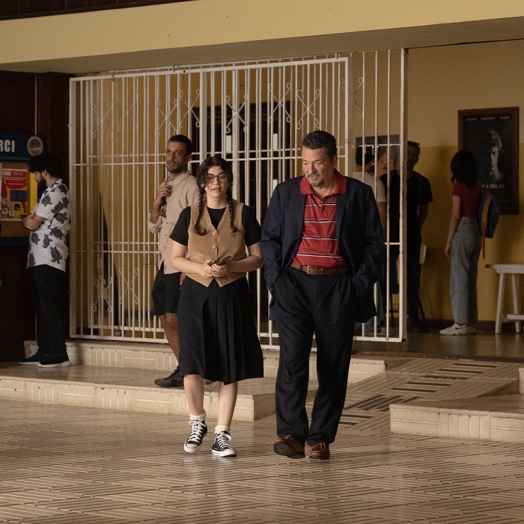 lanticastudios's tweet image. ¡Estamos muy emocionados de iniciar la producción de #LaPelidemiTio dirigida por la talentosa directora Natalia Cabral. Es un honor colaborar en nuestro primer proyecto juntos!

#LanticaFilms #CineDominicano