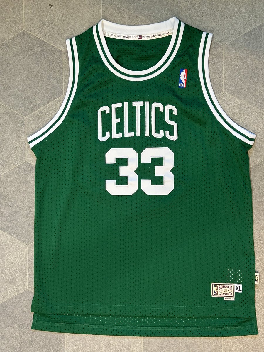 Je me sépare de quelques jerseys de ma collection. 

Photos à venir ci dessous, 

Si besoin de plus de précisions -> dm !

Paiement paypal, frais de port à ajouter. 

Amare 30€
Spree 40€
Kidd 30€
Bird (XL junior) 50€