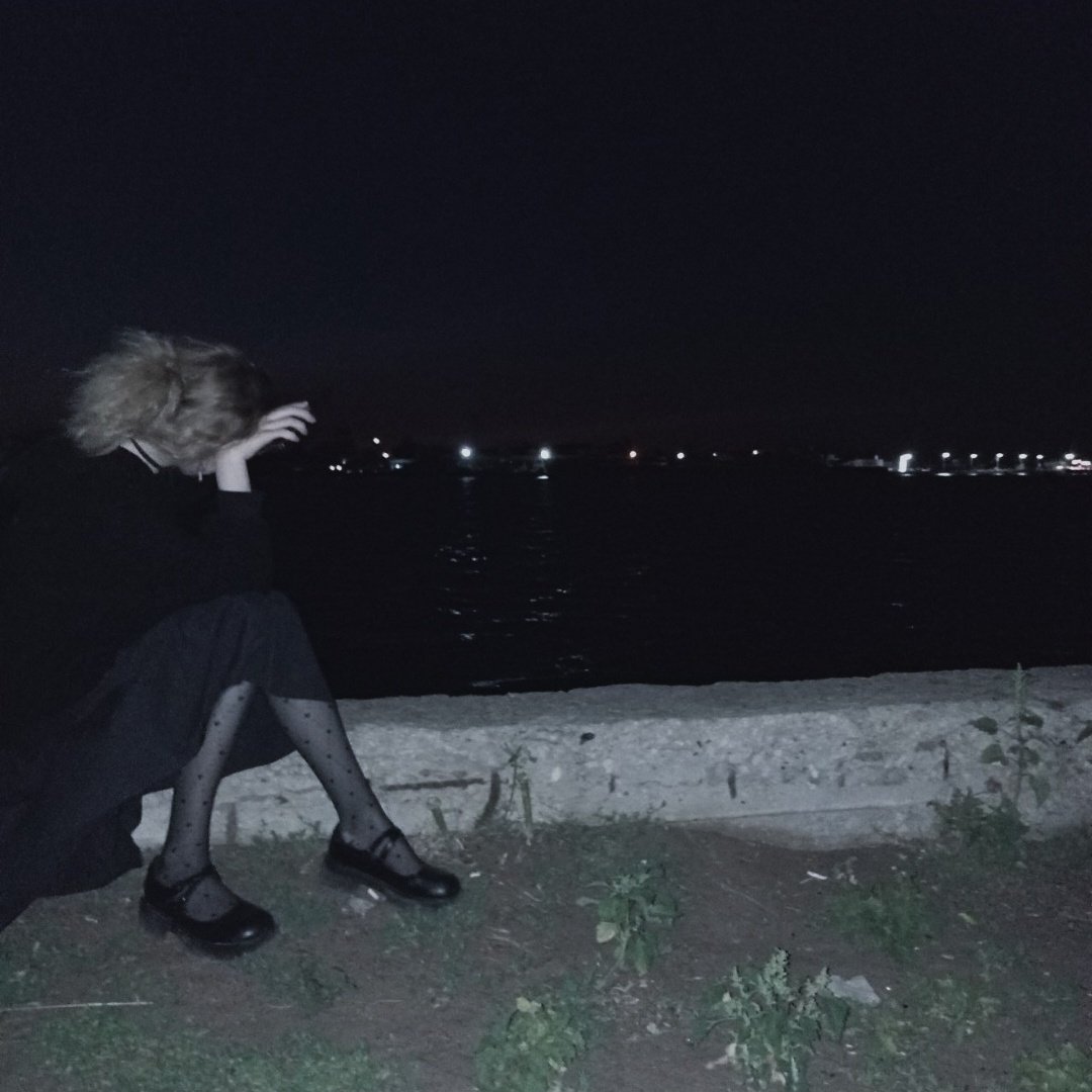 элин tweet media