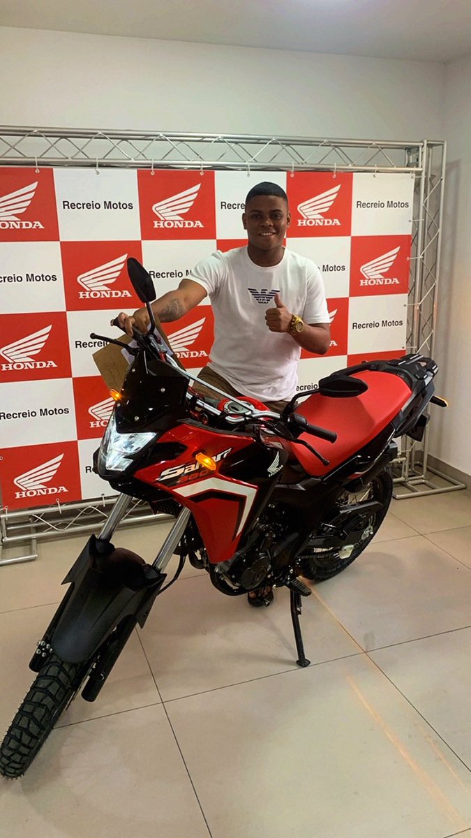 Obg meu Deus pela conquista, chegou minha tão esperada!! #0KM #SAHARA300 🛵😆❤️
