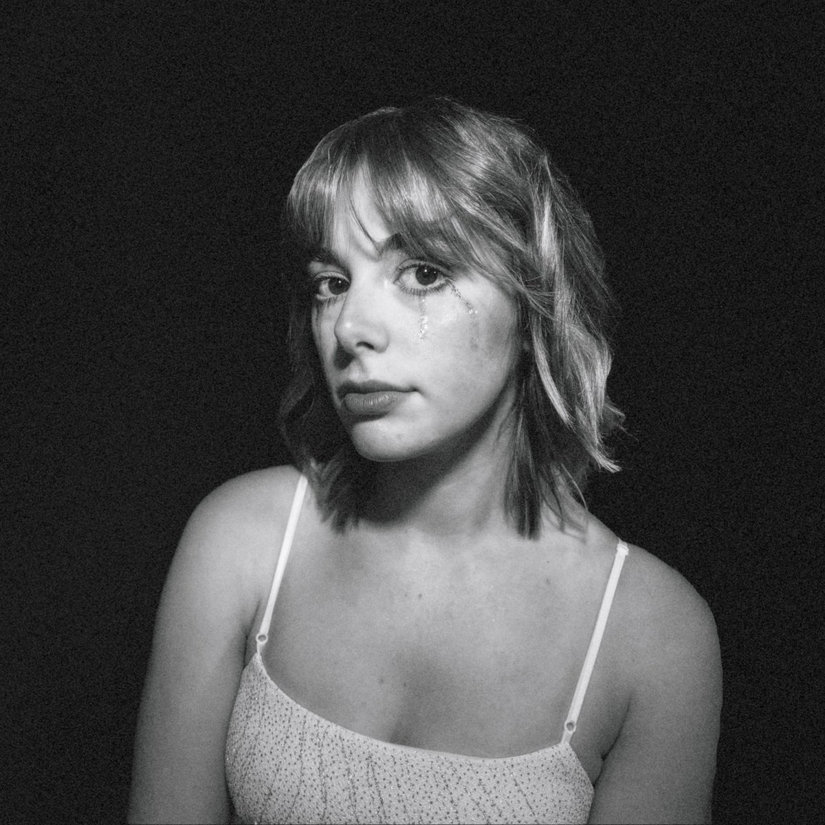 jeandolla's tweet photo. 20xxpresso is less than 2 weeks away! Pre reg now!

We will be having a special musical appearence by BLE’s very @emmtboxes doing some originals and covers! Come check her out :)

https://t.co/1pF7J96FCQ https://t.co/yNHtkvjJju