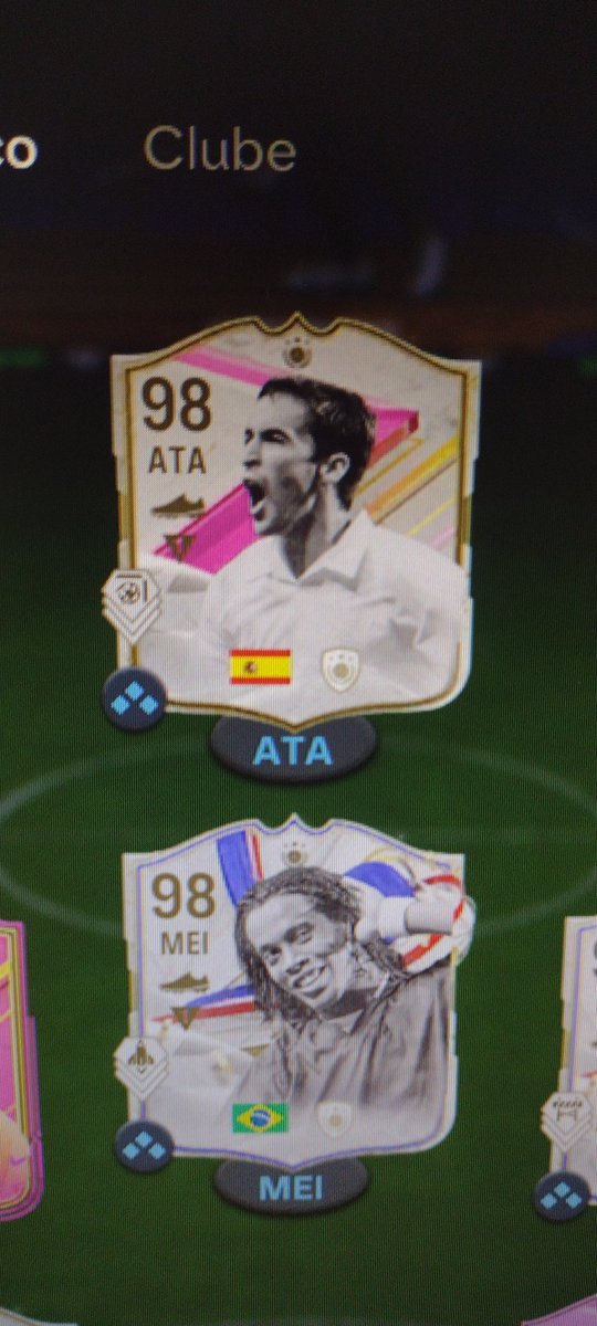 Boa noite família ❤️ 
Que Deus abençoe!
Partiu livezinha ⤵️ 
Testando o Raul, será que ele é bom ou bagre? Saberemos!
Estou ao vivo na Twitch! twitch.tv/JenniMaiaD?sr=a