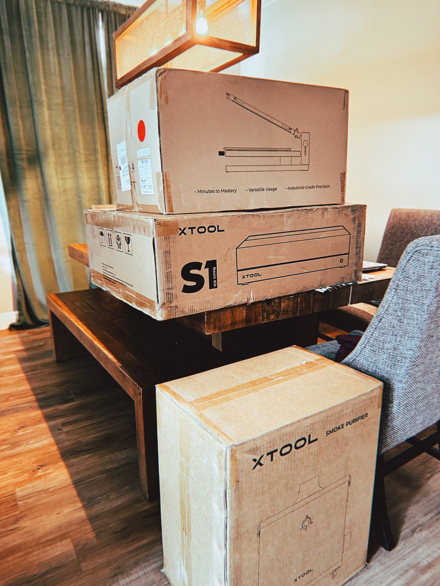 themerrillsedu's tweet image. Getting ready to dive into these @xToolOfficial goodies! SO EXCITED! 🫨🤩

Anyone have experience with them? 🤔

#xttool #xtoolmade