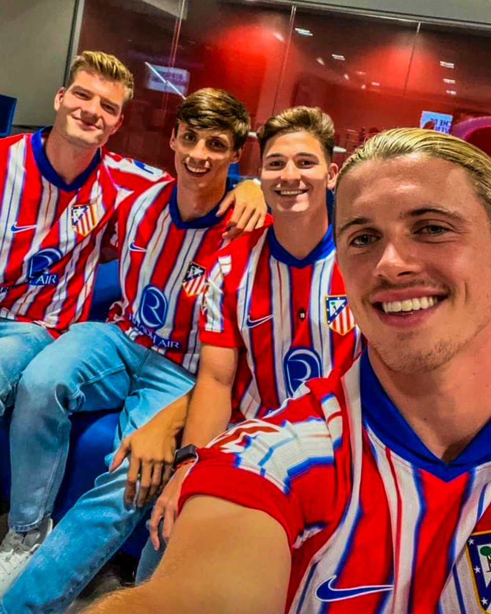 eurofootcom's tweet photo. 🤳✨ Atleti's new signings: Sørloth, Le Normand, Álvarez and Gallagher. 🔴⚪️ https://t.co/h8Mey3wMkj