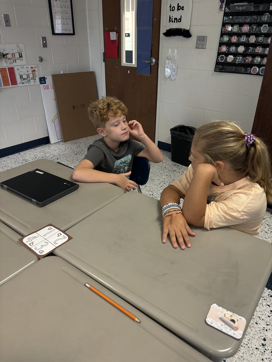 Miss Pellock ♡ tweet media