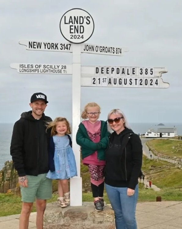 NatalieWignall's tweet photo. Lands end #pnefc https://t.co/F1BbDuD8Ru