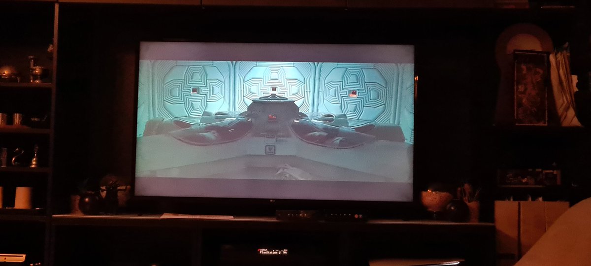 Introducing my 15yo son to Alien for the first time

#NowWatching #ALIEN