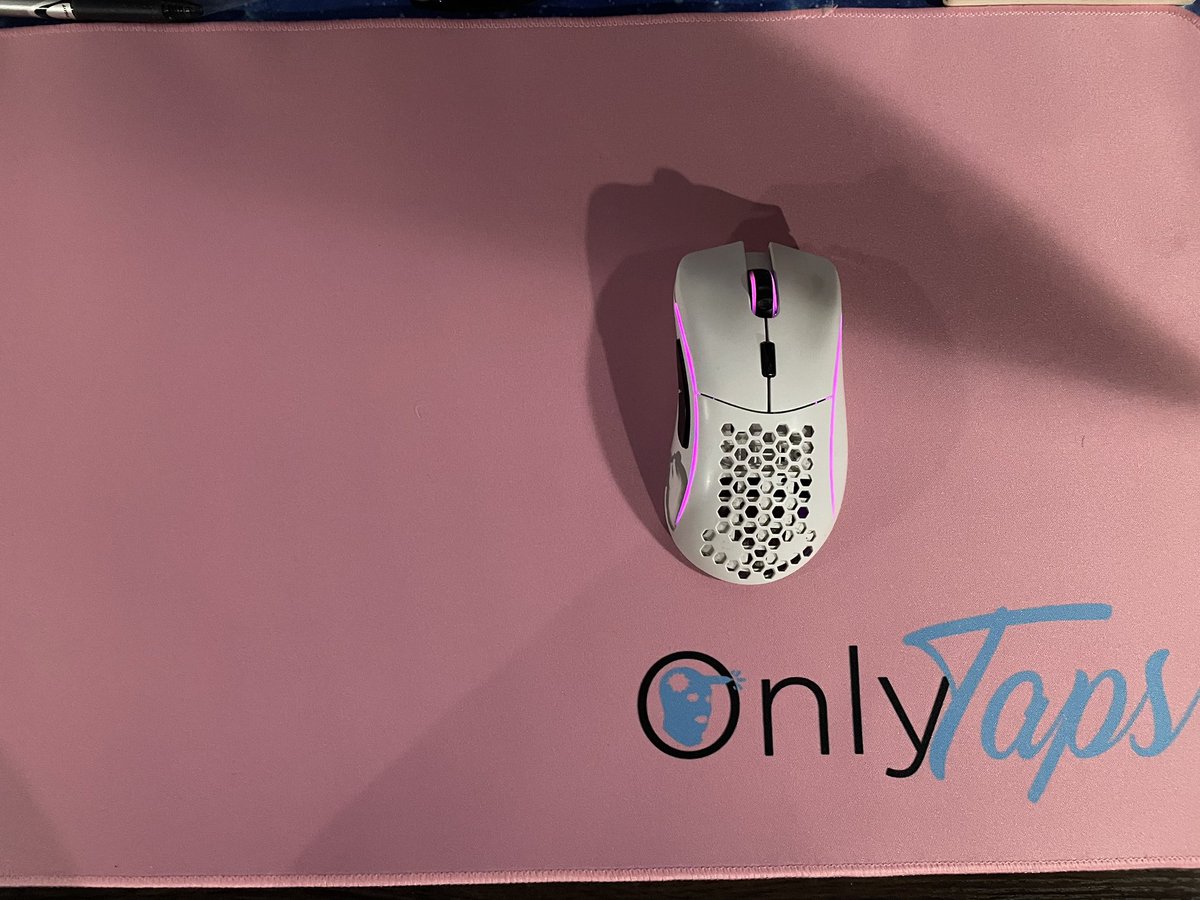 New (custom) mousepad goes hard ngl