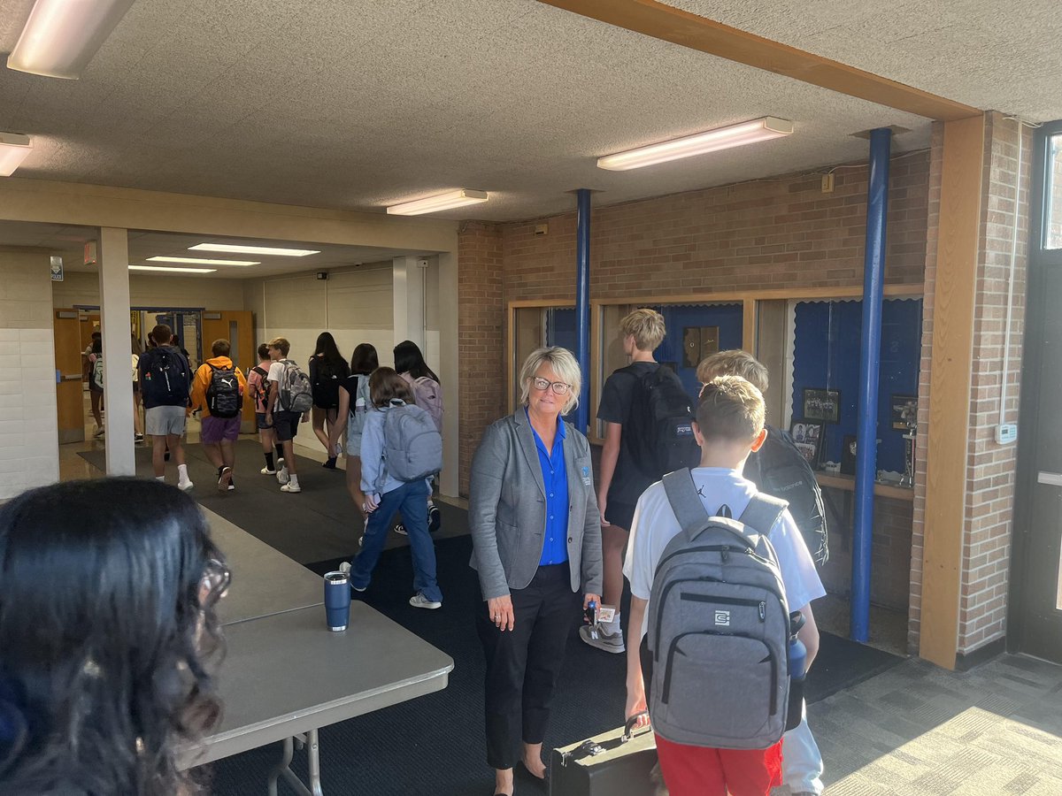 Central Middle School tweet media