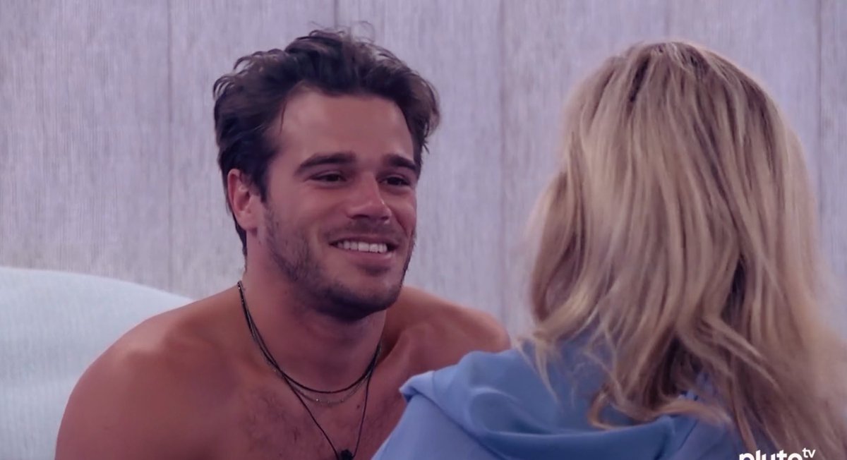 89razorskate20's tweet photo. 🚨Angela names their F2 “The Unexpected 🚨 #BB26 https://t.co/XIT7fhJvce