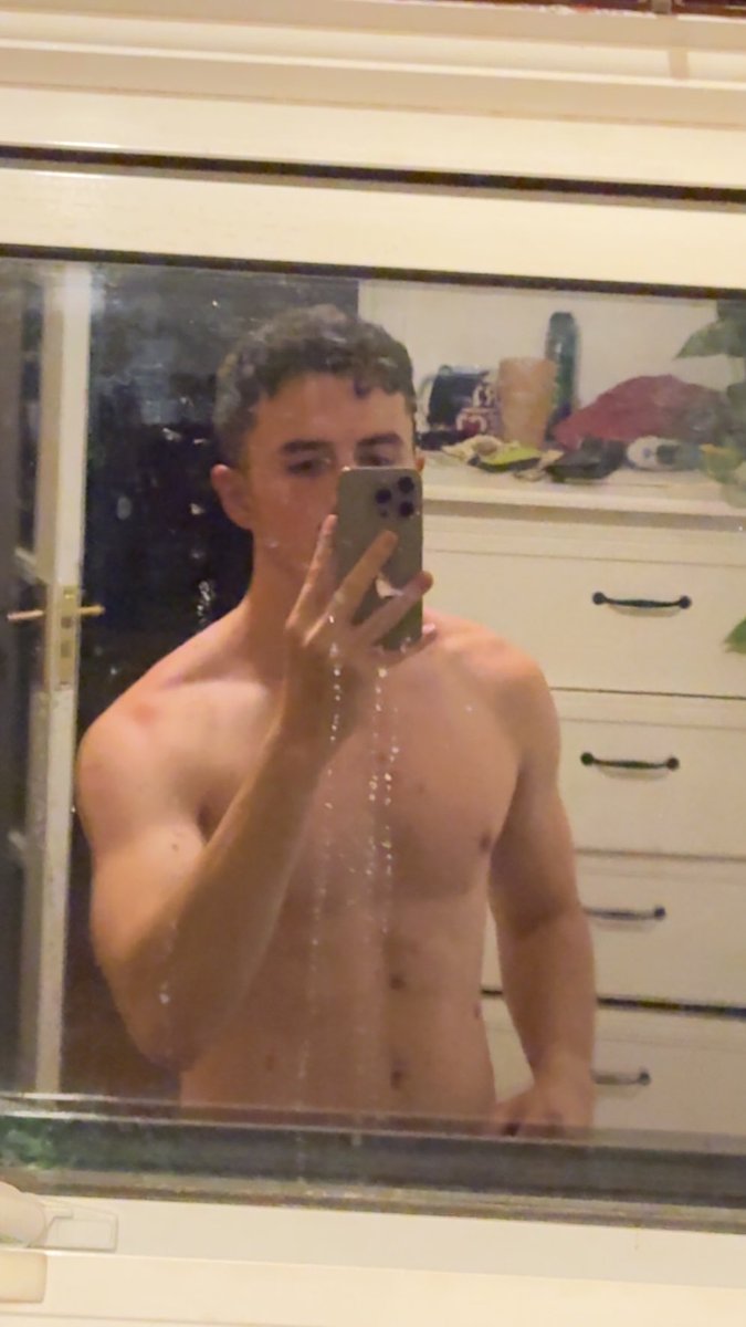 in a temporary room for a month where my only mirror is a dirty window so enjoy