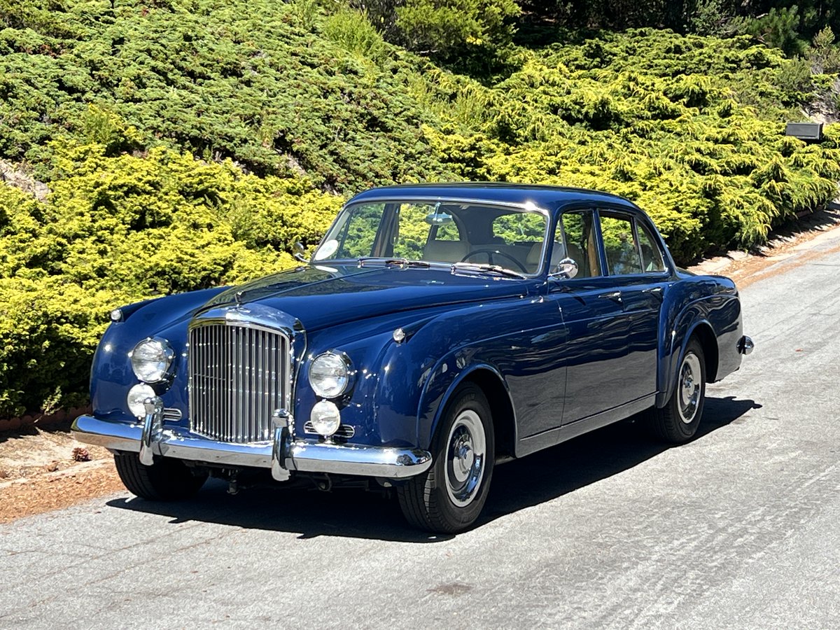 GullwingMotor's tweet photo. One of 63 1960 Bentley S2 Continental Flying Spur HJ Mulliner LHD with Rockefeller Ownership https://t.co/3uaiv7Uhjp