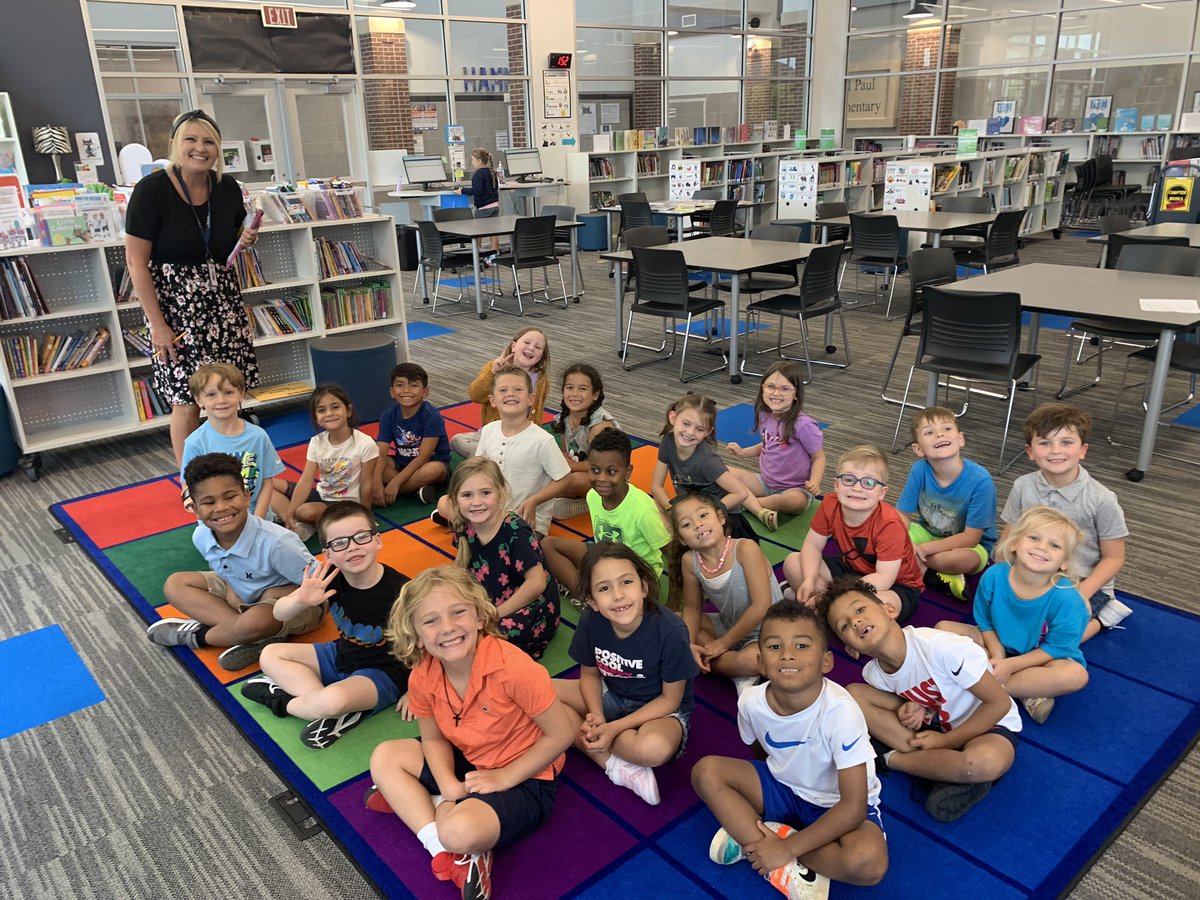 misscoltharp's tweet photo. We love library with Mrs. Buckner 📚 @hammelem #hammfam #hammheroes @RockElemC_I https://t.co/76j432ilQy