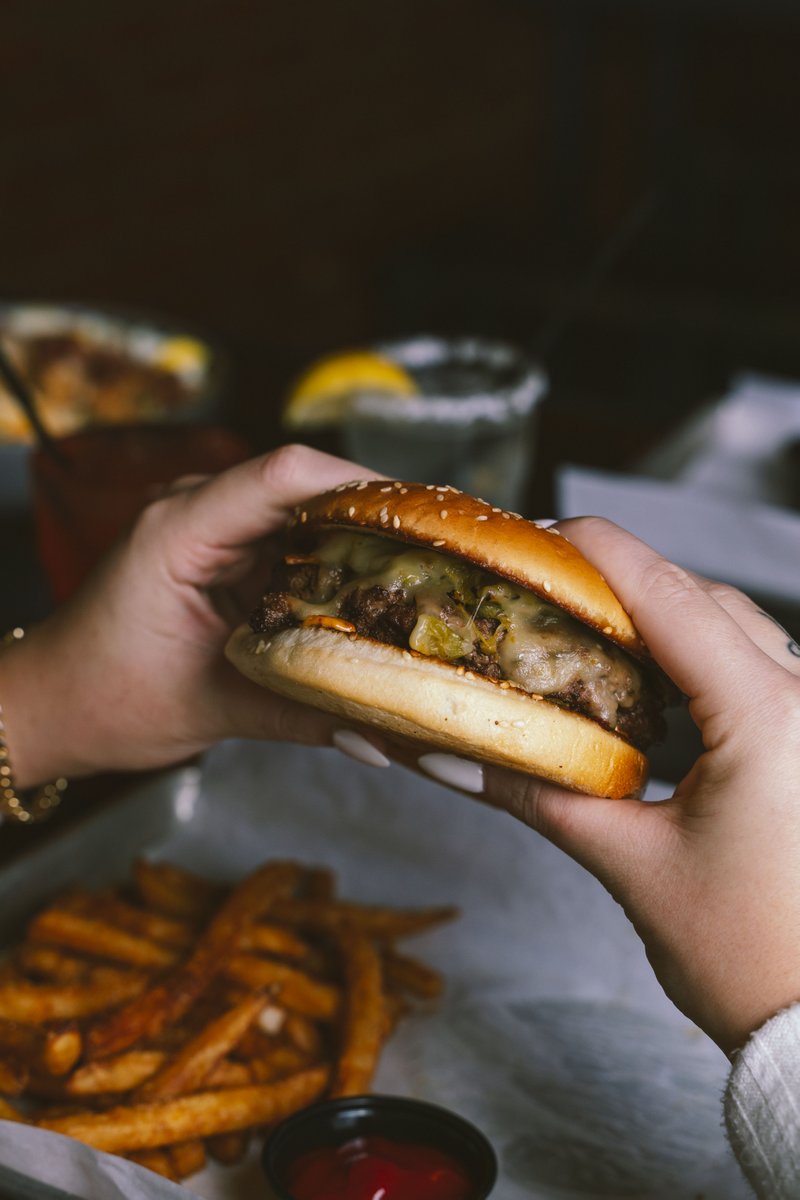 BarPMLubbock's tweet photo. Dinner plans that are too good to miss 😍 https://t.co/vj1iXuSIcV