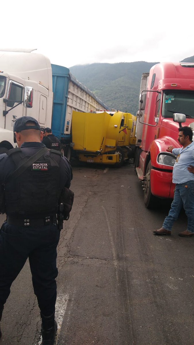 Thermokineros's tweet photo. Reportan Choque múltiple en la Carr 150D km 236 en las cumbres de maltrata trámo Cd Mendoza-Esperanza dirección Puebla @CNAC_GN @GN_Carreteras @CAPUFE @5septimoymas @alberto29164963 @clavitodoga @CMTPilgrims @LaDeTrafico @Kikooman83 @titanes57ofc @ERNESTOZATE @RousCarrillo6 https://t.co/ojhU0vpaZ4