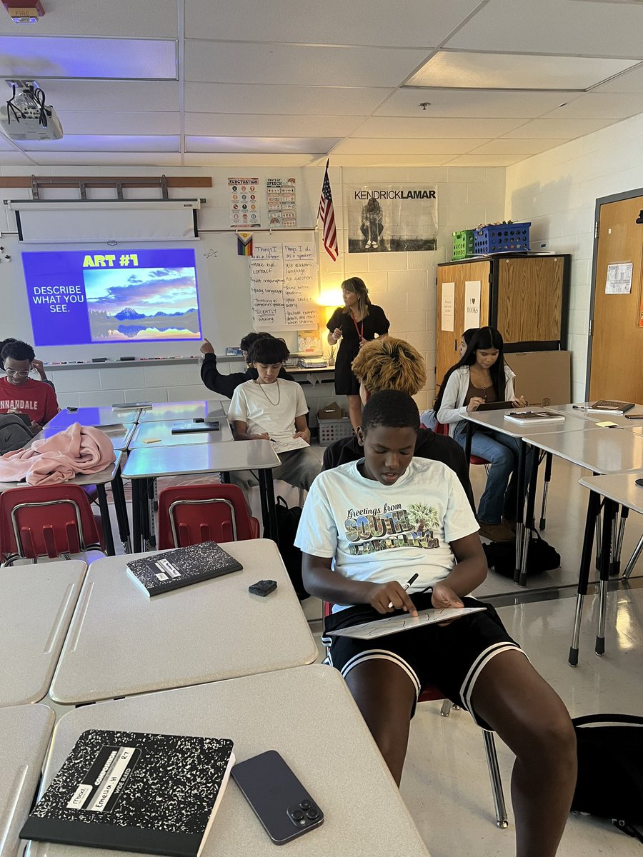 ms_englund's tweet image. English 10 students practiced their listening and speaking skills today! They had to explain an image to their partner and their partner had to draw it out.  Lots of laughs, active listening, teamwork, and academic discussion! #AtomNation