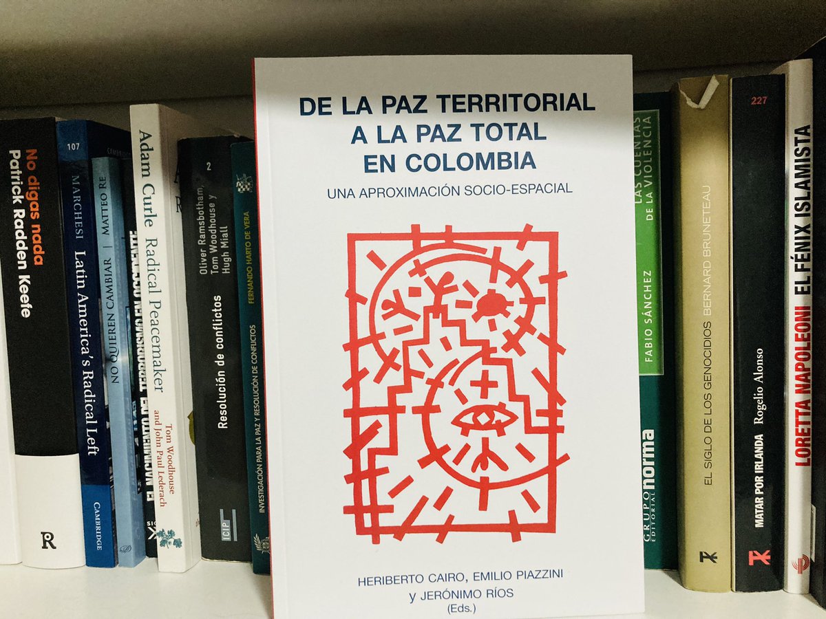 Último libro colectivo, ya disponible en <a href="/TramaEditorial/">Trama editorial</a> y, próximamente, en Colombia, en <a href="/somossiglo/">Siglo | las formas del pensamiento</a> 👇🏻🇨🇴