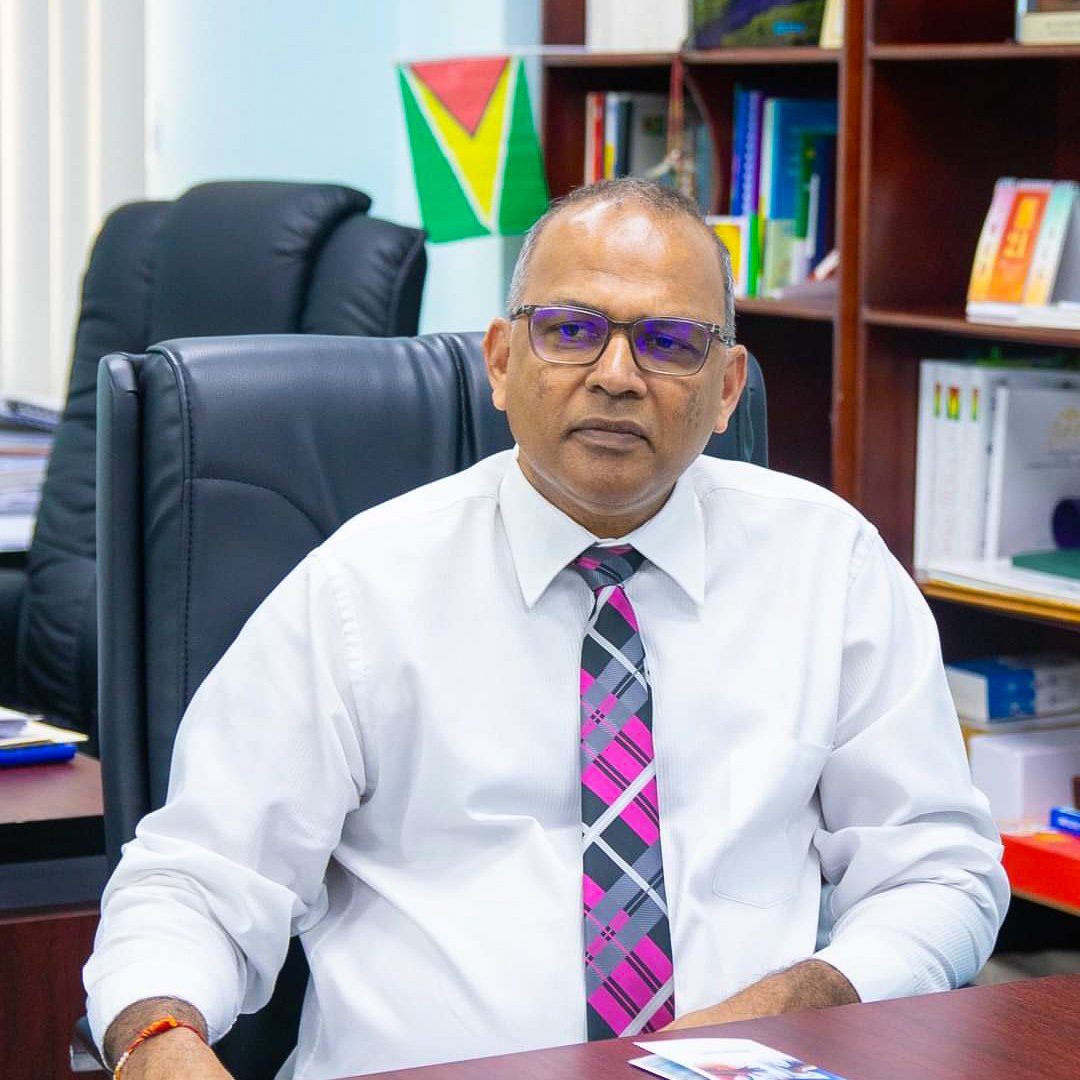 jastockex's tweet image. Today’s meeting was geared at discussing potential collaboration between the Jamaica Social Stock Exchange and the Ministry of Health. 

#mohguyana #healthforall #JSSE #JamaicaStockExchange