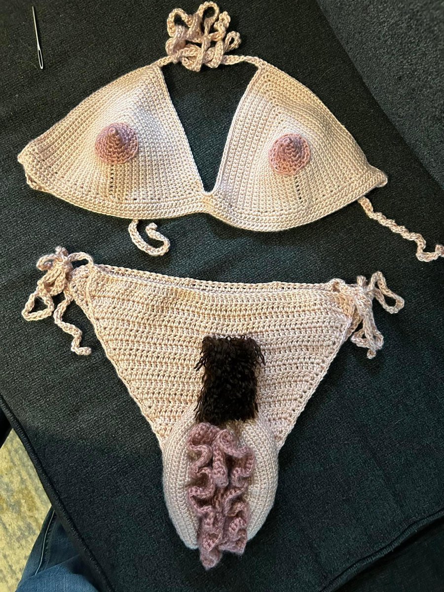 doxie_gay's tweet image. 