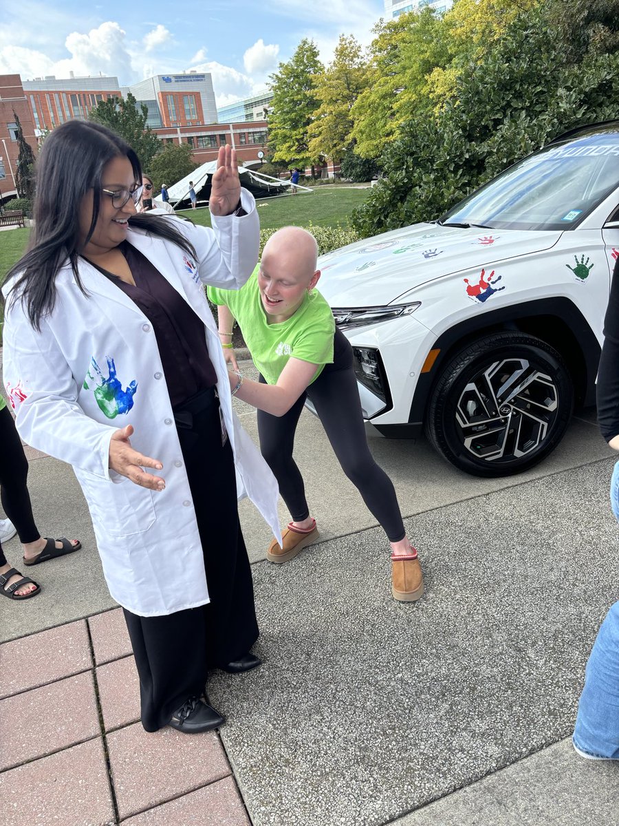 KaraKellyMD's tweet photo. Congratulations to Dr Kanwal Mallhi of โฆ@RoswellOCHPedsโฉ for receipt of the Hyundai Hope On Wheels Impact Award supporting a new pediatric pain/palliative care program! #HopeLightsTheWay #EndChildhoodCancer https://t.co/2cB3LyrBD0