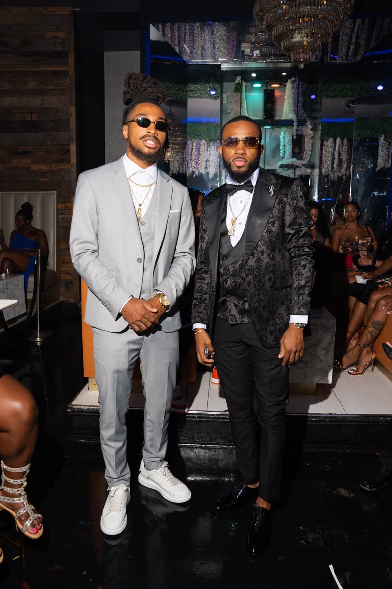 YKDIRTY's tweet image. You Jus Had To Be There… 🍾🎊 
#YKDIRTY #TrxpRoc🌟 #ForeverKingz #FreeDaKingz