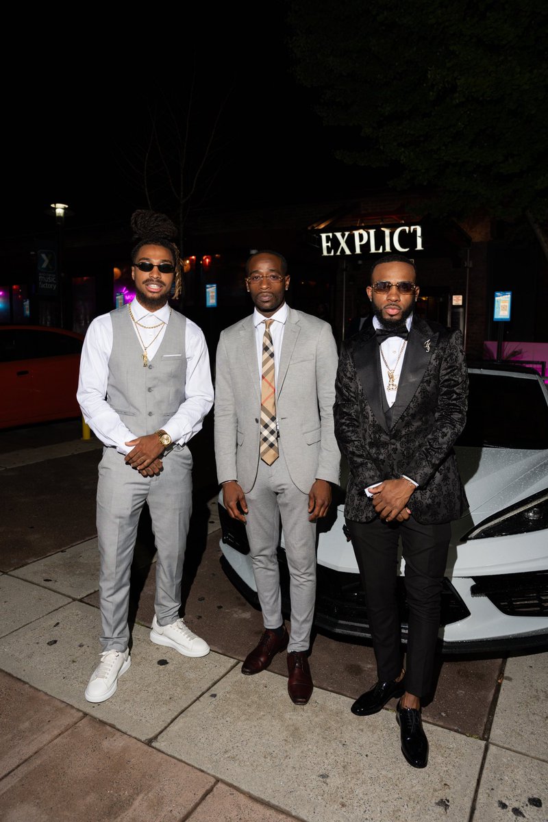 YKDIRTY's tweet image. You Jus Had To Be There… 🍾🎊 
#YKDIRTY #TrxpRoc🌟 #ForeverKingz #FreeDaKingz