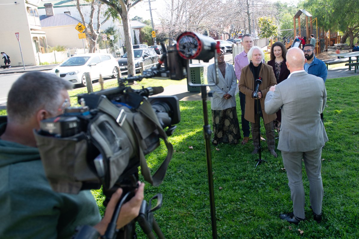MelbourneLabor's tweet photo. It’s official! We’re delighted to announce the Labor team for the Melbourne City Council elections!
Each of us love our city, we see its strengths, and opportunities. We’re driven to make sure that our city is affordable, safe and welcoming for everyone who lives and works here https://t.co/CUBX44HCwM