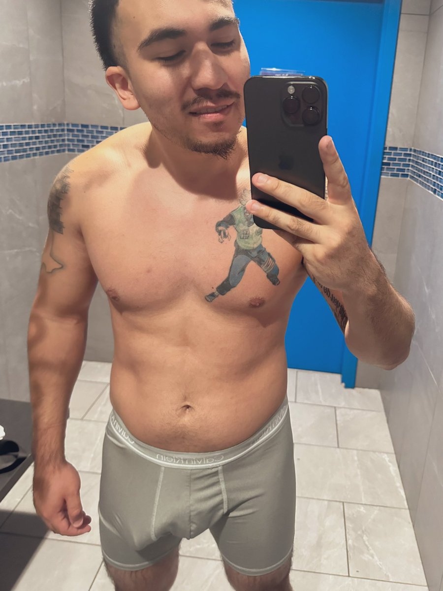 PapiJayTx1's tweet photo. Great Chest Day 💪🏼 https://t.co/8rXLsnEGjd