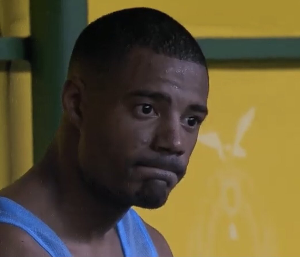 studyoew's tweet image. crise existencial bateu com força, não aguento não ter nada na vida e parece quanto mais eu estudo mais burra eu fico