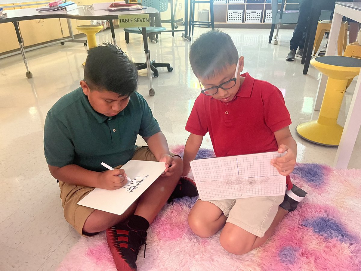 Andrea Strom tweet media