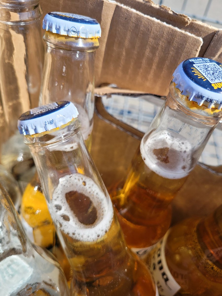 Kanholt's tweet photo. @corona A case(24) of beer I bought at Costco that the last half of case went bad. Costco won't fix as it's opened. Can you do anything about this Corona? https://t.co/2K6Hb2Dnqy