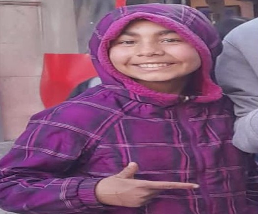 desaparecidaorg's tweet photo. #URGENTE BÚSQUEDA EN TIEMPO REAL #JUJUY
🆘MÁXIMA DIFUSIÓN🙏
Érika Belén Cristo tiene 14 años, desapareció el 20/8 en Palpalá, provincia de Jujuy. Es delgada, altura 1,60. Vestía campera negra, pupera roja, jean azul y zapatillas azules/ negras. Avisar #Urgente☎️388-6828607 o 911 https://t.co/Ta7gK4JE0W