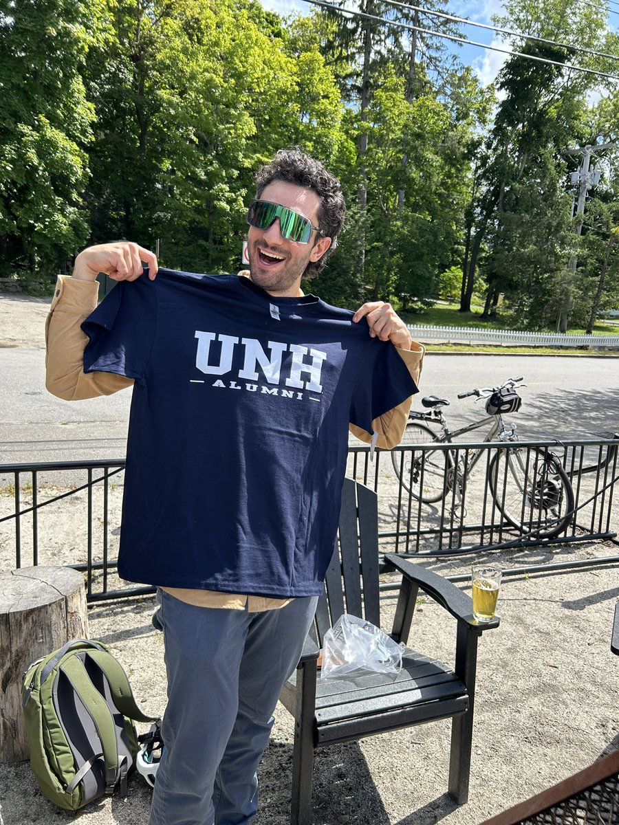 Shersingh Joseph Tumber-Dávila (@josephtumber) on Twitter photo Congratulations to *DR* Thomas J. Muratore on a successful <a href="/COLSA_UNH/">COLSA</a> <a href="/NRESSPhD/">UNH NRESS PhD</a> defense today advised by
<a href="/seritafrey/">seritafrey</a>
Excited to have you join us for a PostDoc <a href="/dartmouth/">Dartmouth 🌲</a> this fall!
And so cool to see your amazing work on global change effects on soils/roots <a href="/HarvardForest/">Harvard Forest</a> Congratulations to *DR* Thomas J. Muratore on a successful <a href="/COLSA_UNH/">COLSA</a> <a href="/NRESSPhD/">UNH NRESS PhD</a> defense today advised by
<a href="/seritafrey/">seritafrey</a>
Excited to have you join us for a PostDoc <a href="/dartmouth/">Dartmouth 🌲</a> this fall!
And so cool to see your amazing work on global change effects on soils/roots <a href="/HarvardForest/">Harvard Forest</a>