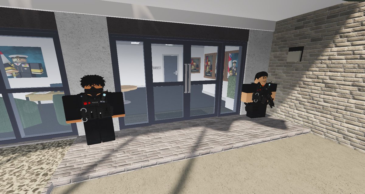bukroblox's tweet photo. This afternoon, officers from the Royalty &amp; Specialist Protection Branch conducted training exercises in Greater Manchester. This was preceded by talks between the UK, Italy and the United States. https://t.co/NRbiZINr1o