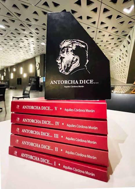 Antorcha Dice Volúmenes 6 al 10: una mirada profunda y reflexiva sobre los desafíos de nuestra sociedad. Ya disponibles gracias a Editorial Esténtor. #AntorchaDice