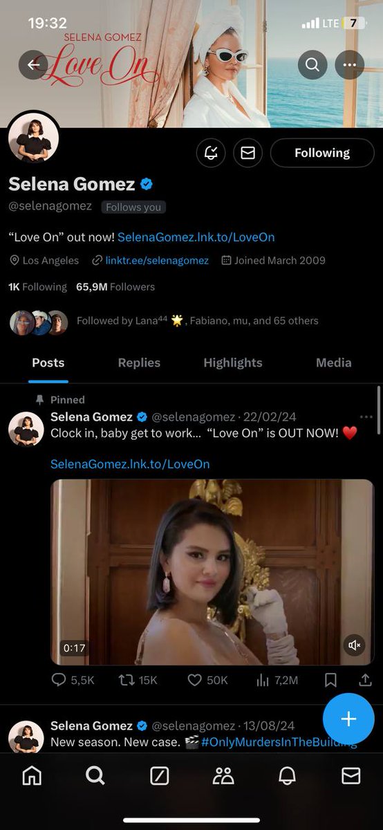 $&amp;//ing Selena Gomez follows with 8K

#ratzspace