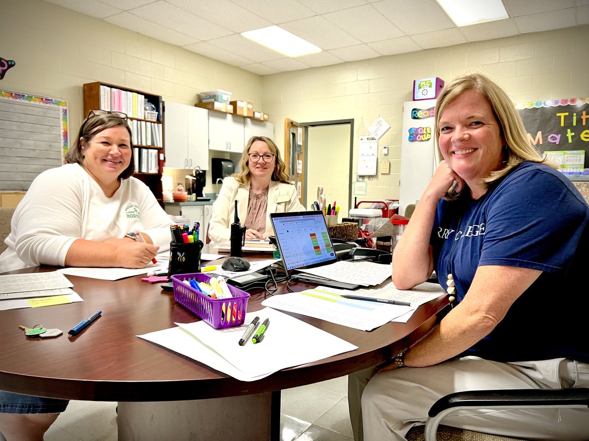 Great visit to ⁦⁦⁦<a href="/MFESHornets/">Mansfield Elementary School</a>⁩ today, where I spent time with their admin team; they were reviewing Fastbridge data, discussing curriculum rollout, and planning for the next several weeks. #GoHornets #BuildingOurFuture