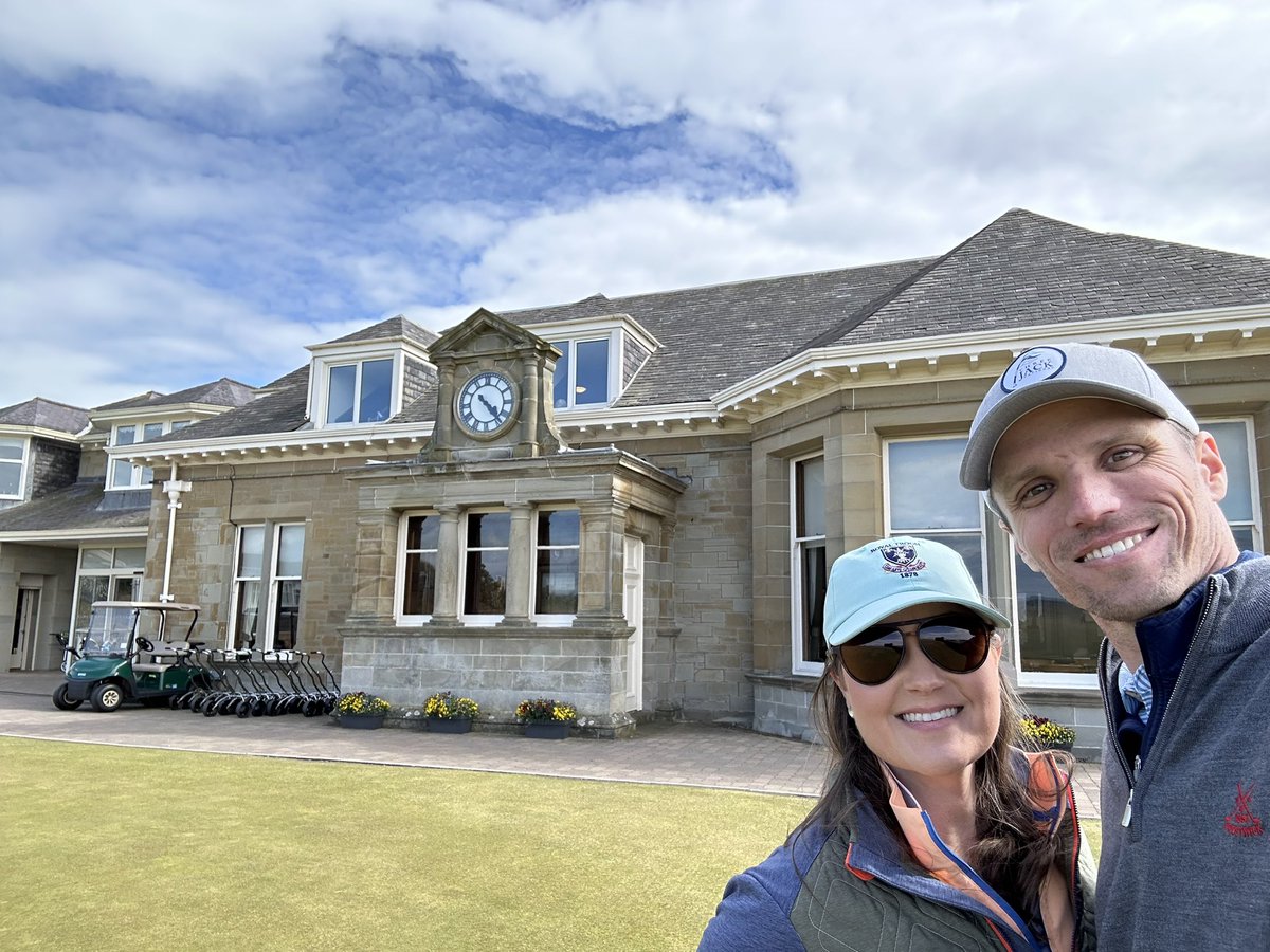 Attention young, unmarried male golfers…

Don’t listen to that idiot below. 

Make sure your future wife *IS* a golfer… SO YOU CAN GO ON GOLF VACATIONS TOGETHER!

Everything is just easier.