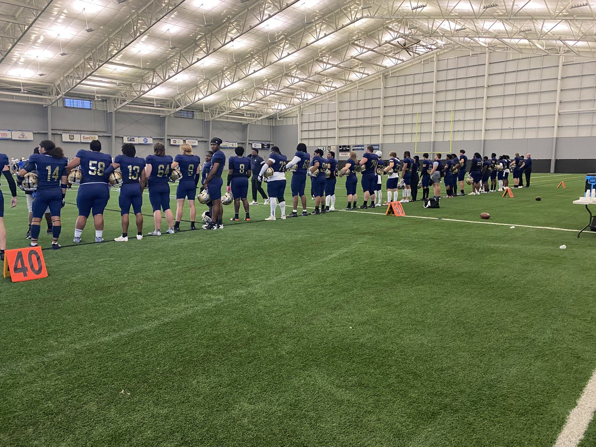 TheD_Zone's tweet photo. Here at the Legacy Center for the debut of LEAD Prep Academy

HH Prep Post Grad Football Team (Ohio) vs. LEAD Prep Academy 
 
@HowardHuskies1 @LEADPrepAcad https://t.co/QqKhAOTWFu